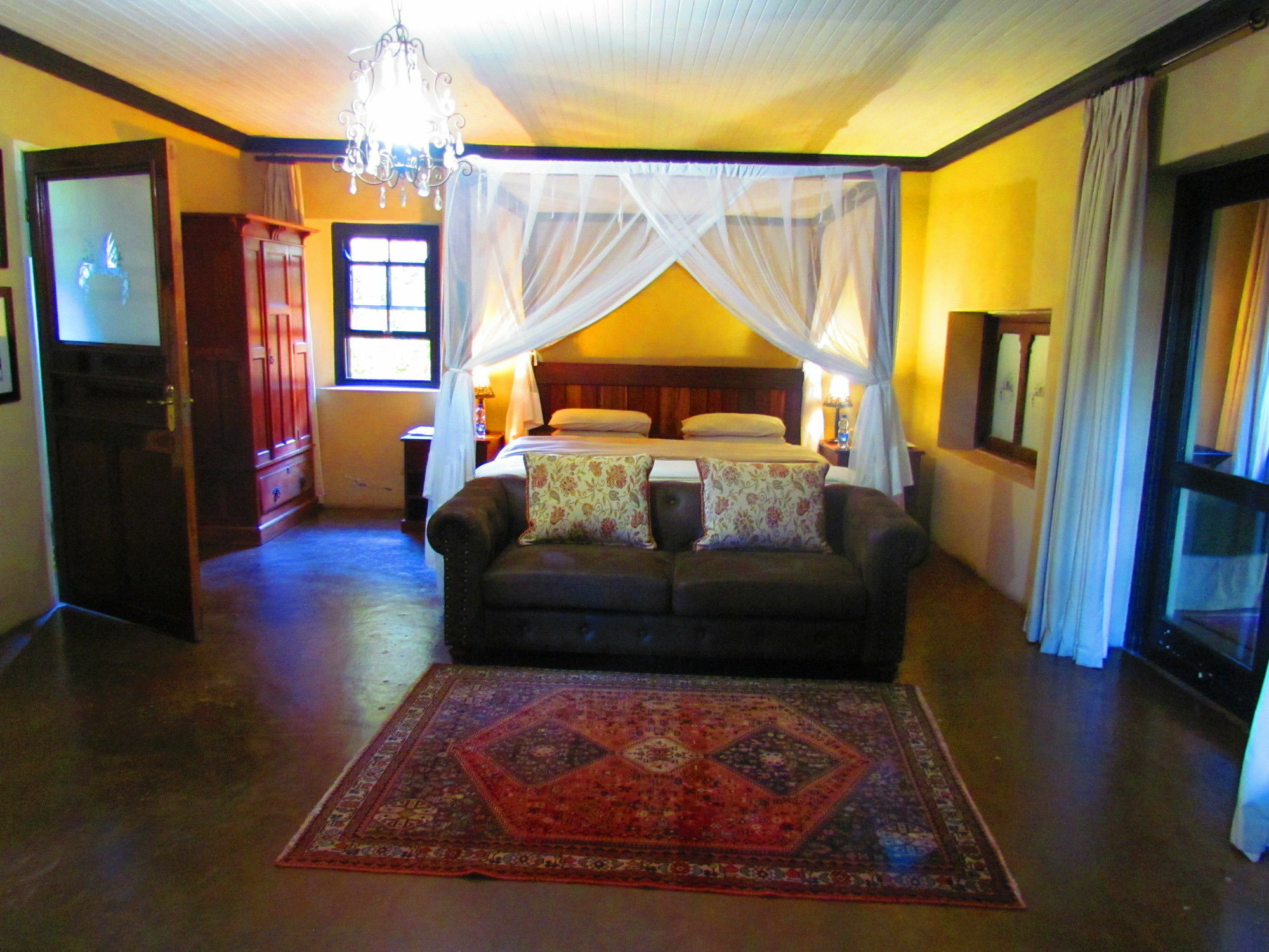 Plettenberg Bay Game Reserve: The Baroness Safari Lodge Экстерьер фото