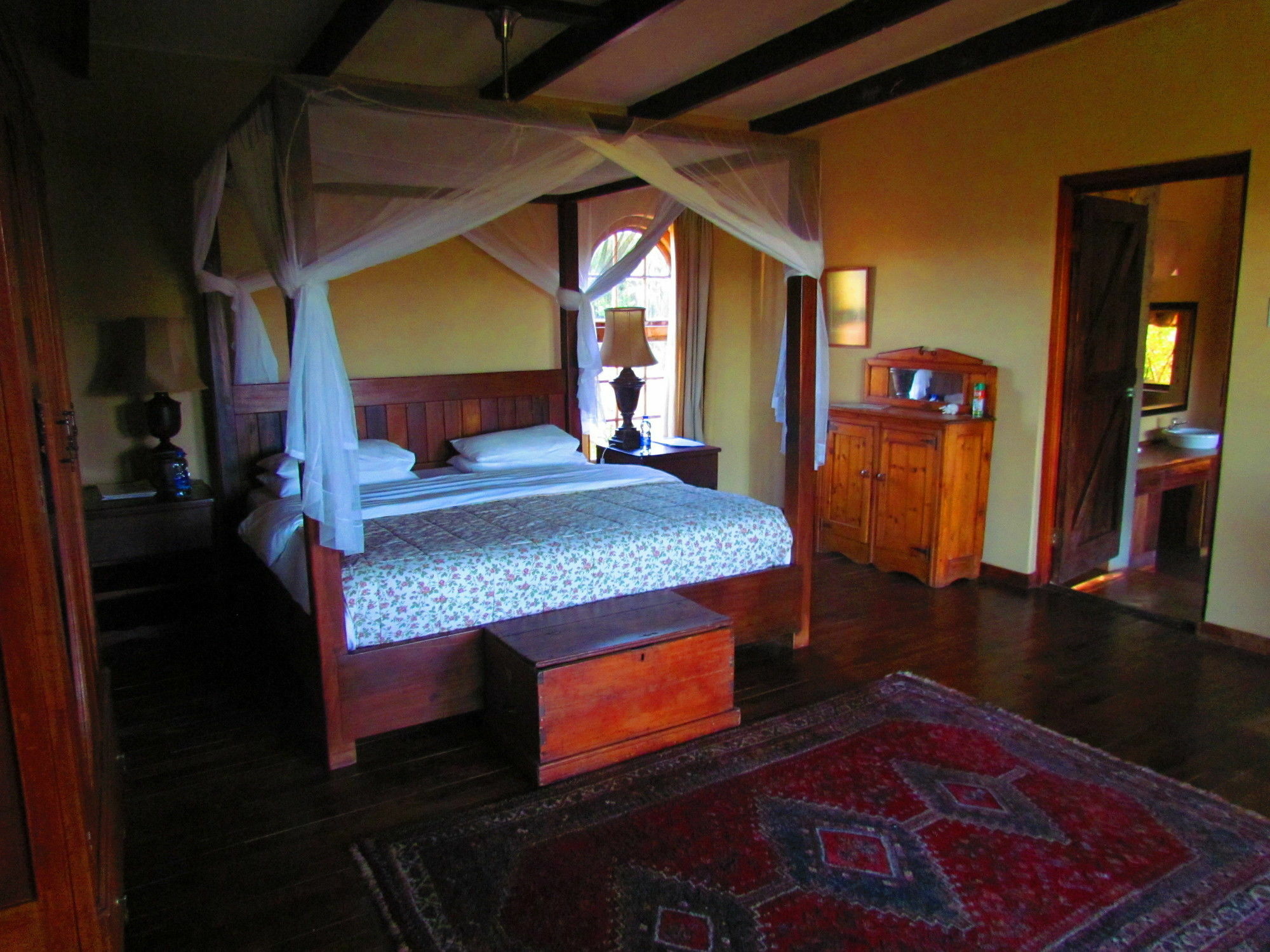 Plettenberg Bay Game Reserve: The Baroness Safari Lodge Экстерьер фото